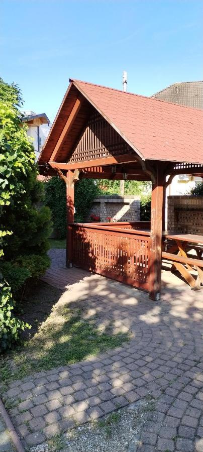 Rozsakert Apartmanhaz Hajdúszoboszló Exterior foto
