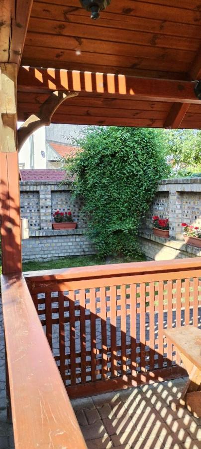Rozsakert Apartmanhaz Hajdúszoboszló Exterior foto