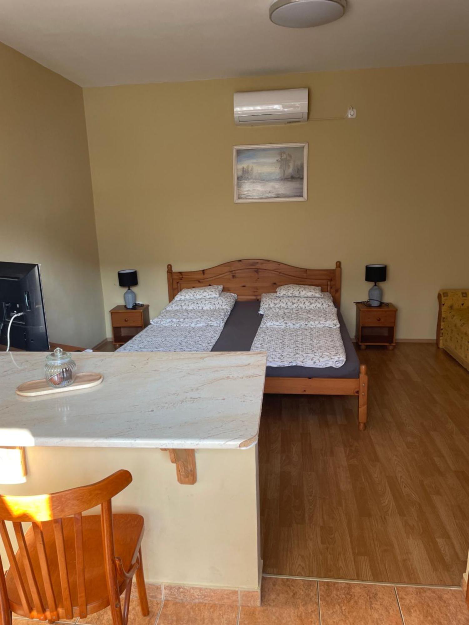 Rozsakert Apartmanhaz Hajdúszoboszló Exterior foto