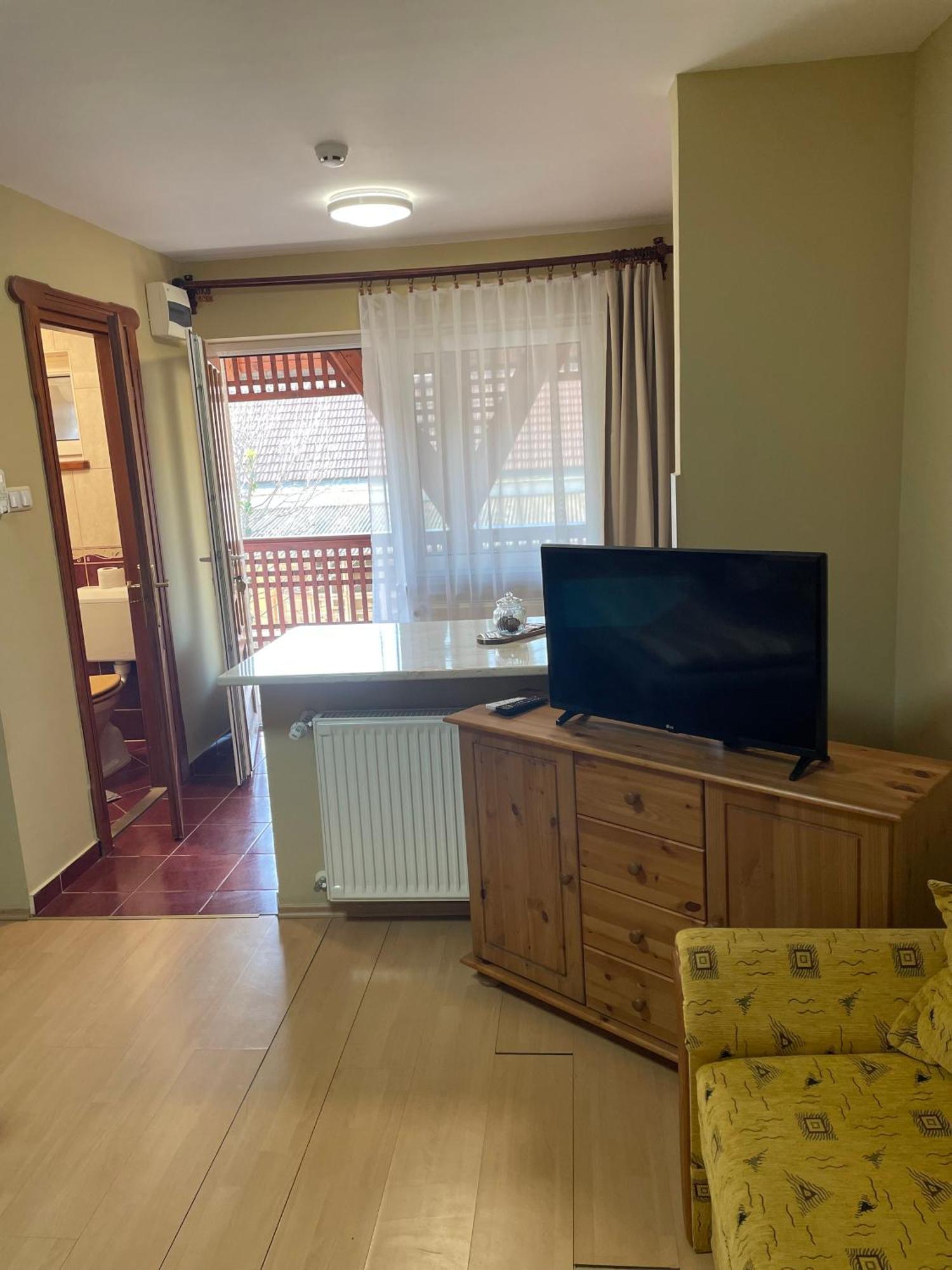 Rozsakert Apartmanhaz Hajdúszoboszló Exterior foto